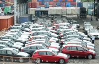 de nghi tai xuat 256 xe bmw vo chu o cang cai mep