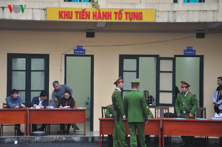 hinh anh phien xu ong dinh la thang trinh xuan thanh va dong pham