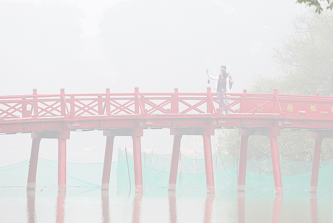 ha noi chim trong suong mu