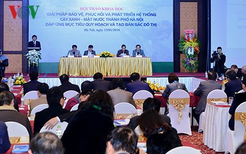 ha noi dang thieu cac loai cay cho hoa vao mua dong
