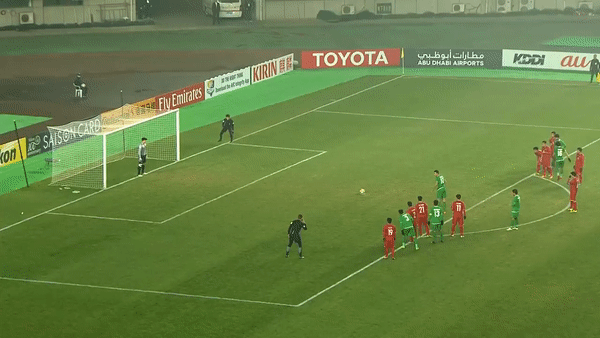 ha u23 iraq tren loat dau sung u23 viet nam gianh ve vao ban ket