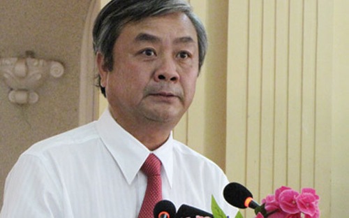 tong kiem toan va 2 bi thu tinh uy hien ke chan chay chuc quyen