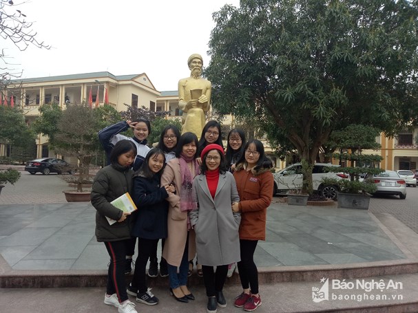 ky tich cua nhom tao dan nu si truong phan