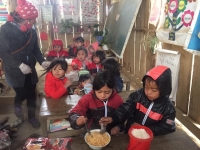 nguoi viet tieu thu hon 5 ty goi my mot nam