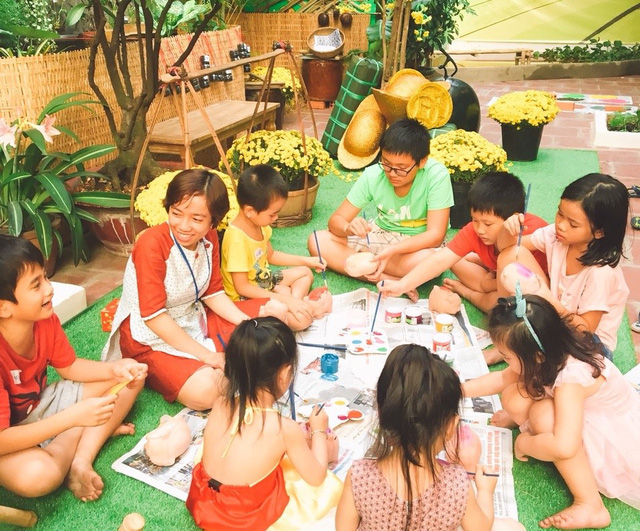giat minh bo me chi tien trieu cho con hoc trai nghiem tet
