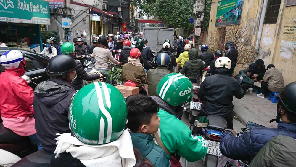 hoi ha sam tet ha noi lai tac khap nga