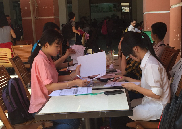 nhung vui buon cua giao duc dai hoc nam 2017