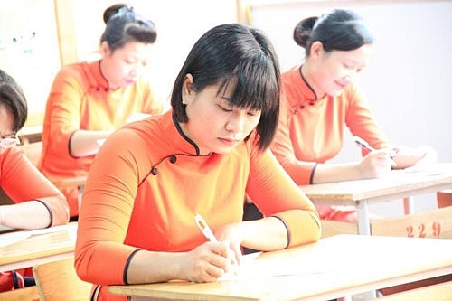 dao tao hieu truong pho hieu truong o singapore