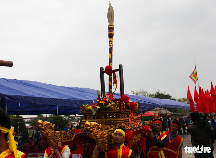 500 hoc sinh gioi dat cang khai but dau xuan