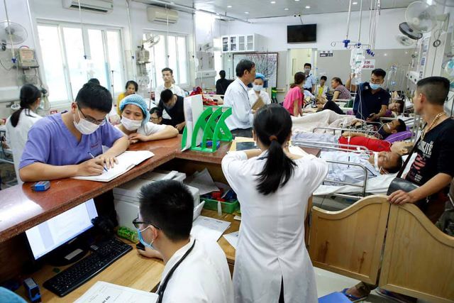 benh vien dong nghet benh nhan cap cuu tai nan trong nhung ngay tet