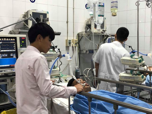 benh vien dong nghet benh nhan cap cuu tai nan trong nhung ngay tet