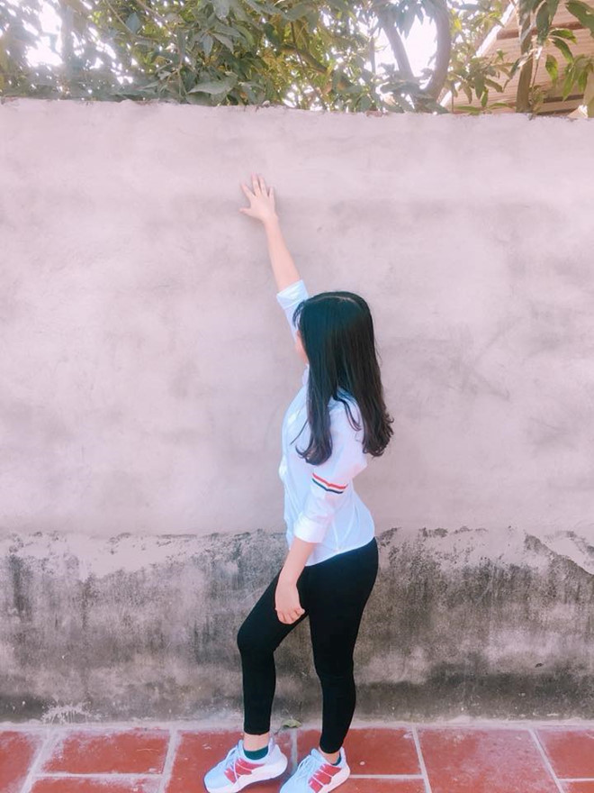 chiec ao so mi quoc dan hot nhat trong gioi tre viet hien nay tet nay di dau cung thay