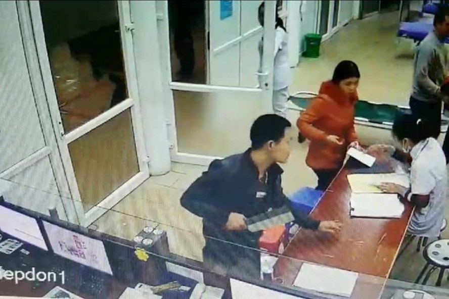 de nghi thao khop ngon tay bang dao phay vi hay danh vo