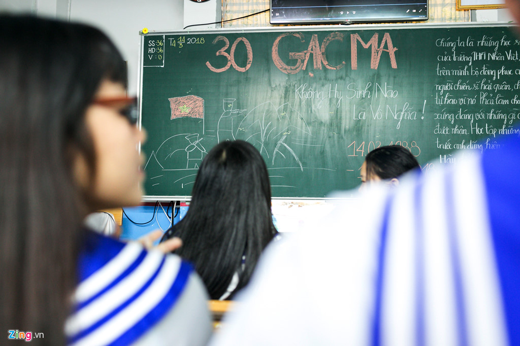 hoc sinh sai gon tuong niem su kien gac ma