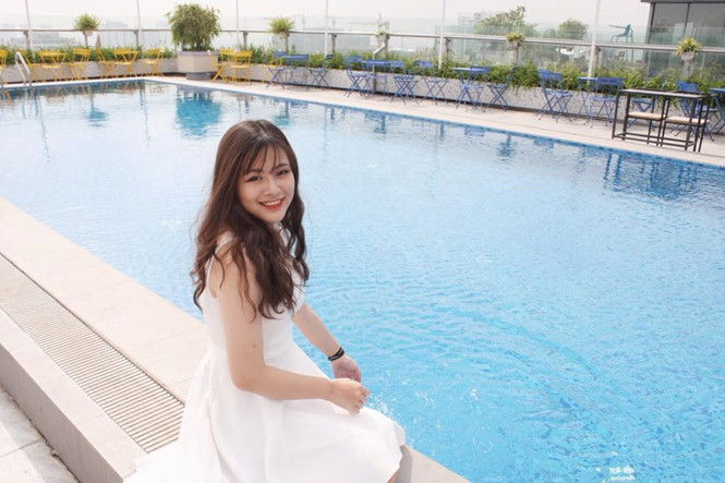 nguoi dep hoc vien ngoai giao duoc chu y vi ten chan thien my