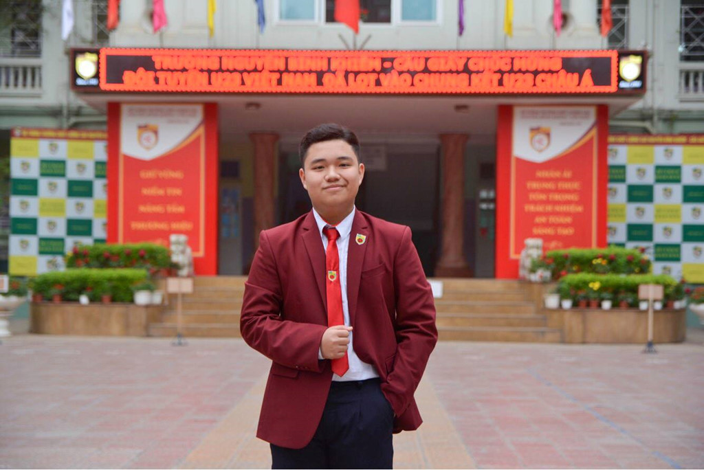 10 guong mat noi bat nhat truong thpt nguyen binh khiem