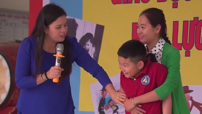 hoc sinh gioi len lut quan he cha me van tuong con ngoan
