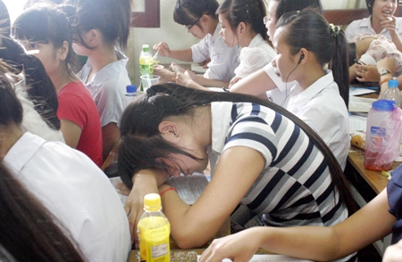 lo luyen si tu dac san kinh hoang mua thi ma chi co 8 9x moi may man kinh qua