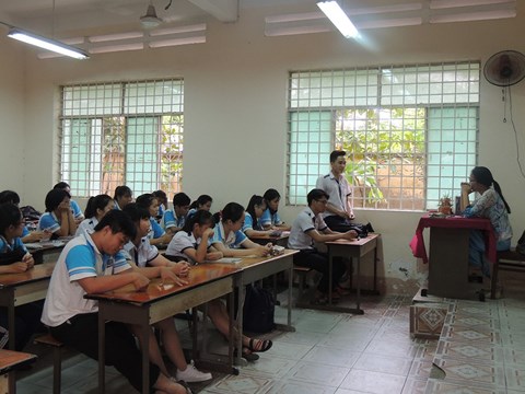 co giao khong giang bai om hoc tro de hoa giai