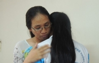 nu sinh phan anh vu co giao im lang 4 thang xin chuyen truong