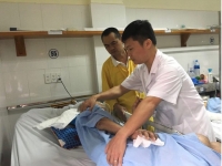 nguoi phu nu bi bat coc tu nam 9 tuoi doan tu cha me ruot sau 3 thap ky