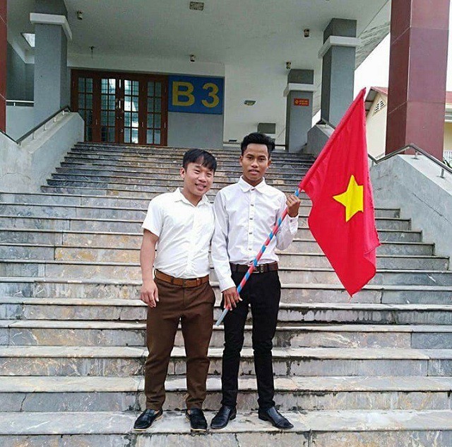 gap thay giao tuong lai tung suyt bi chon song theo me boi hu tuc