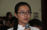 ngoai hoc bong 300 trieu em song toan con duoc ho tro ban tru va xe dua don