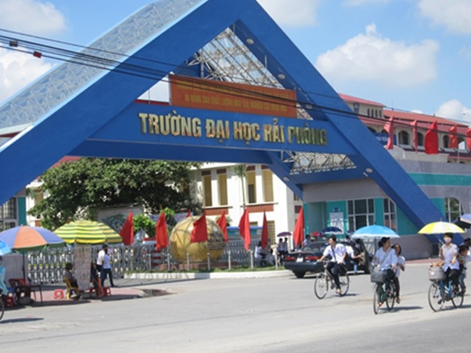 truong dai hoc hai phong hoan tra tien thu ngoai quy dinh cho sinh vien