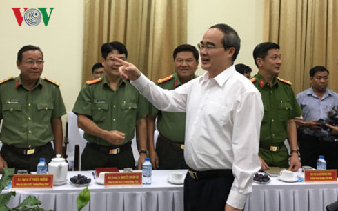 bi thu thanh uy tp hcm giam toi pham la 1 trong 4 giam phai lam duoc