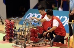 Trường ĐH Lạc Hồng lần thứ 8 vô địch Robocon