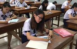 Bộ GD-ĐT mạnh tay chi 749 tỉ đồng cho đổi mới thi cử