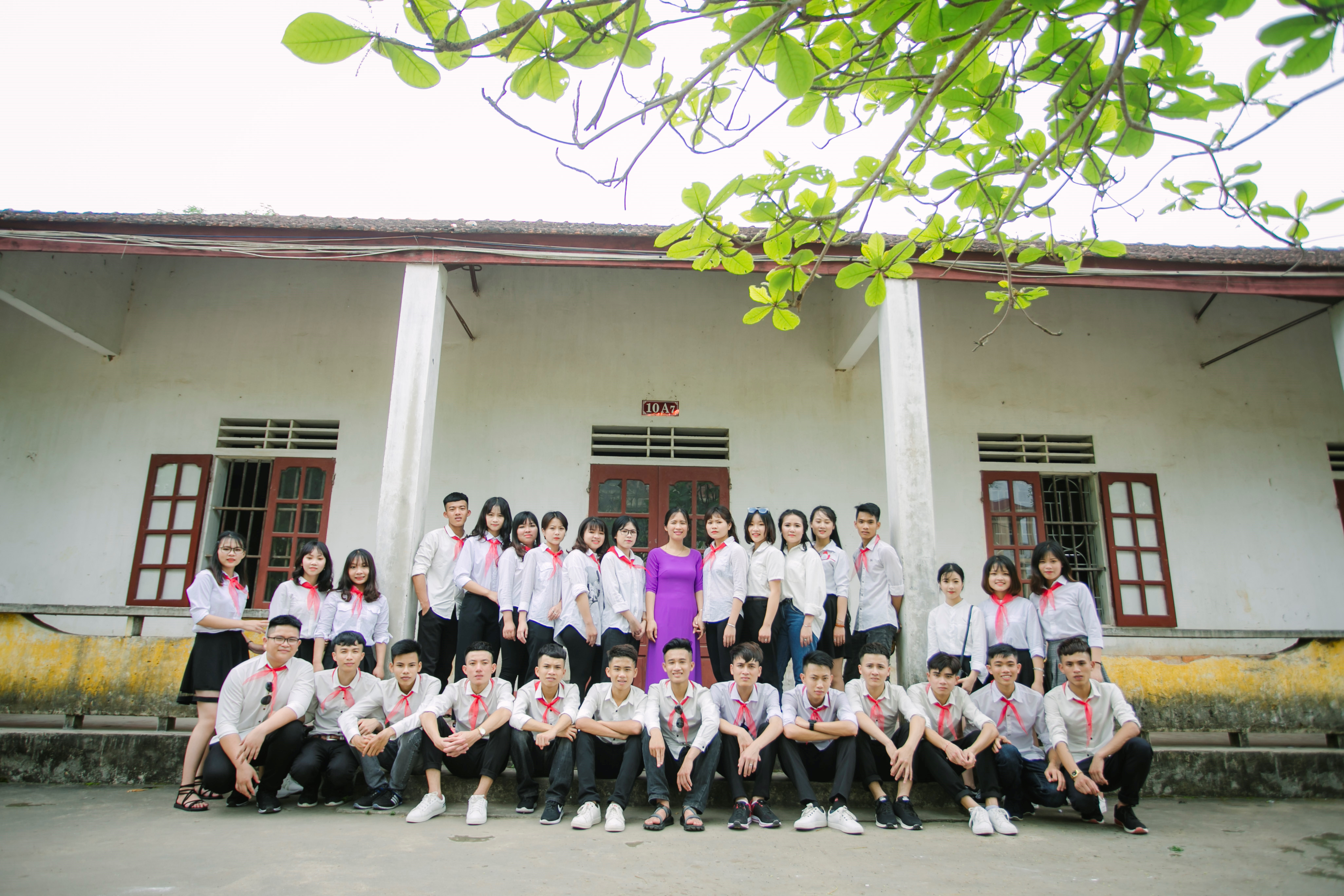 nghe an ca lo p di muo n qua n a o cu trong la ng de chu p ky ye u