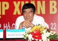 nhom chuyen gioi ga khach nuoc ngoai mua dam de trom tai san