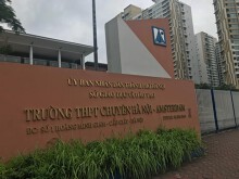 Trường Amsterdam nói về việc nữ sinh của trường tố BTV Minh Tiệp bạo hành