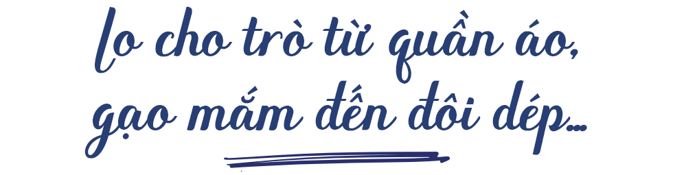 chuyen co tich cac thay co vao tan lang de cuop hoc tro