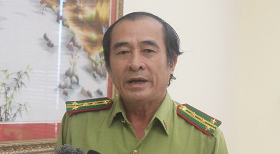dong cua rung go van ve xuoi