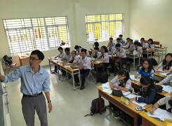 Bài thi trắc nghiệm môn Toán, học sinh cần làm theo 4 vòng
