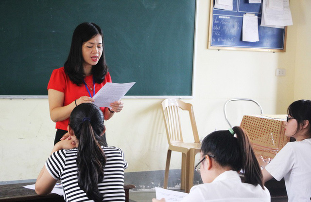 quen chung minh nhan dan nhieu thi sinh phai lam giay cam doan