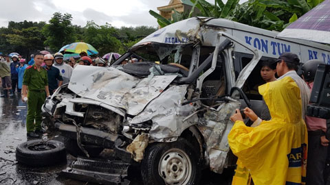 tong hang rao chan 2 kiem lam chet thuong tam