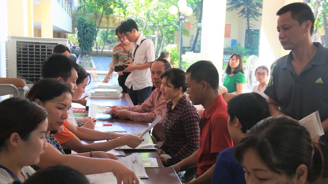 phu huynh tuoi nhu hoa vi con trung tuyen lop 10 phut 89