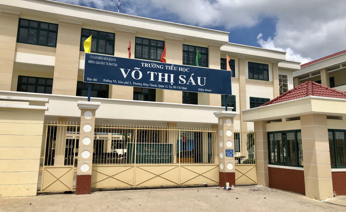 ngu truoc cong truong tranh suat lop 1 ban tru cho con