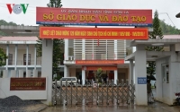nhung be boi gian lan thi cu chan dong nen giao duc hien dai viet nam