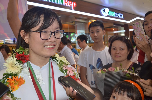 bi quyet thanh cong cua co gai vang sinh hoc viet nam