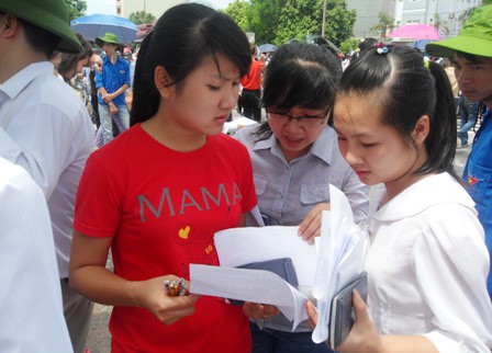 gsts bui van ga hien ke chong gian lan thi cu sau vu ha giang son la