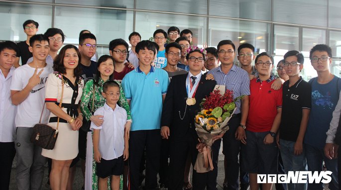 chang trai gianh cu dup hcv olympic quoc te se theo hoc dai hoc y ha noi