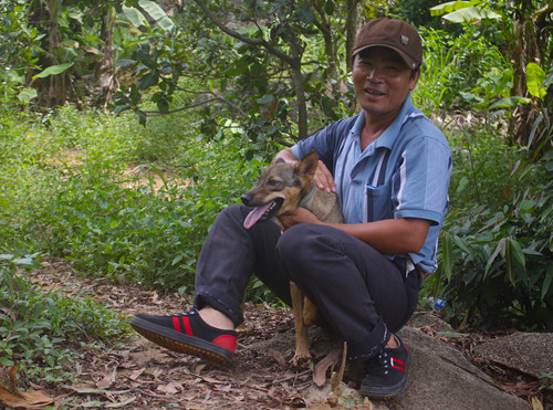 ky nhan mot minh song doc ton tren nui chua chan