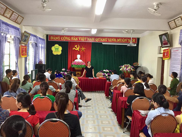 phu huynh dong loat bo ve phan doi chuyen boc tham chon truong