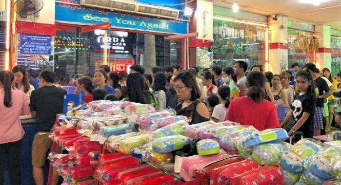 phu huynh nhao nhao tim sach cho con cac nha sach ket cung nguoi