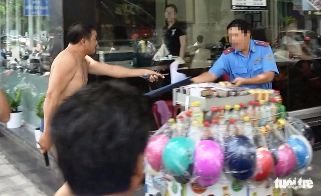 clip tai xe taxi du cam dao roc giay ruot thanh tra giao thong