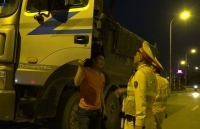 clip csgt lam luat o cua ngo san bay tan son nhat